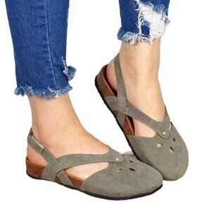 YASIRUN - Grey Eyelet Ankle-Strap Sandal (9.5/10)